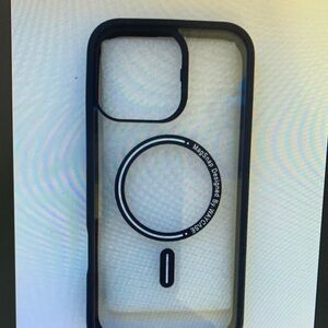 Apple Midnight Black MagSafe Case